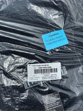 Subaru Forester hybrid Floor Mat Set - Black new in packaging